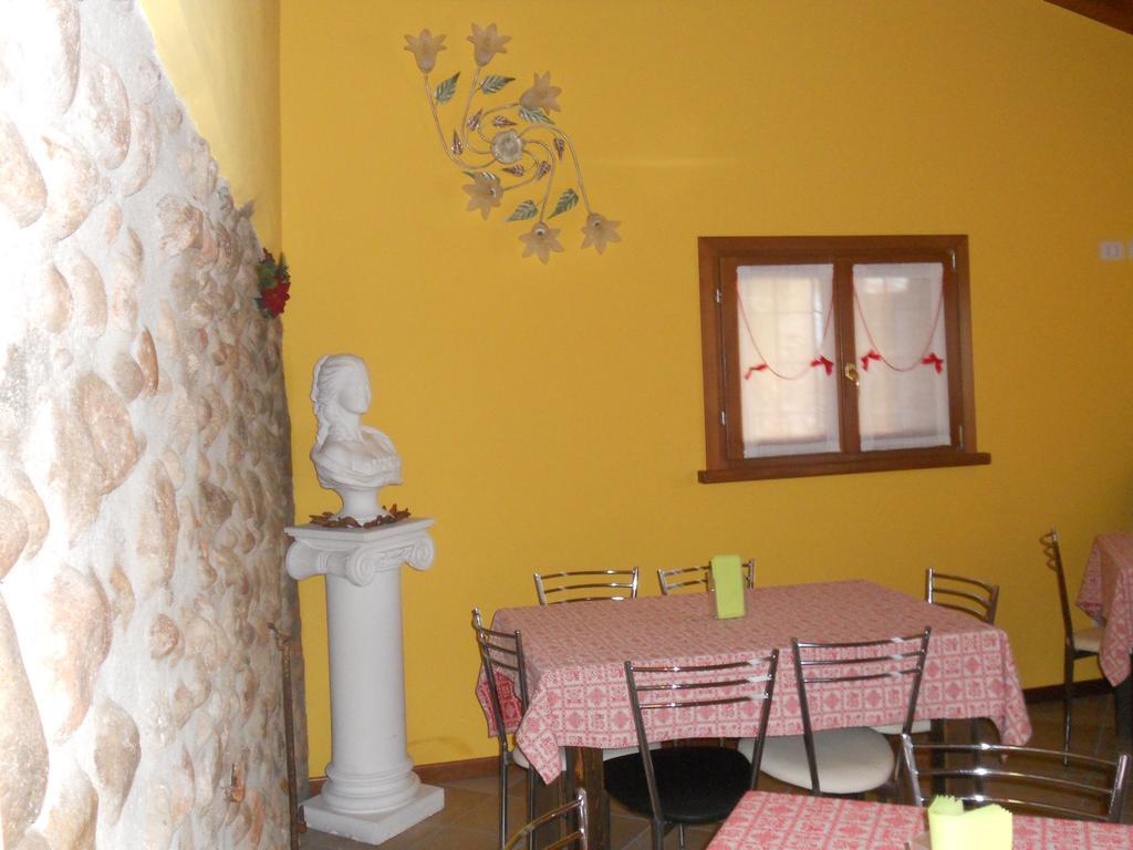 ヴァレッジョ・スル・ミンチョ Agriturismo Le Mura Del Gherloヴィラ エクステリア 写真