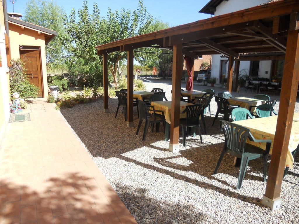 ヴァレッジョ・スル・ミンチョ Agriturismo Le Mura Del Gherloヴィラ エクステリア 写真