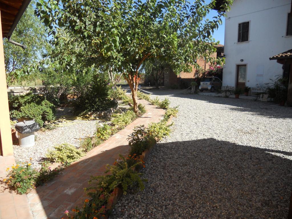 ヴァレッジョ・スル・ミンチョ Agriturismo Le Mura Del Gherloヴィラ エクステリア 写真